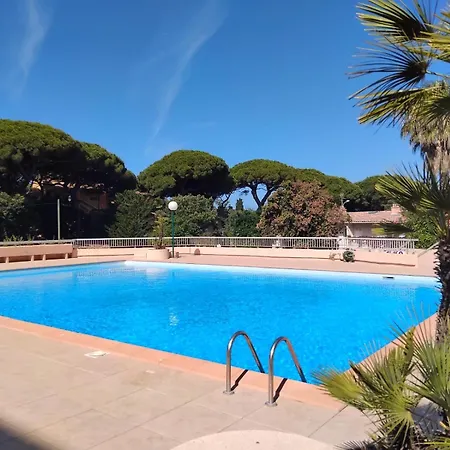 Apartman Port Avec Piscine Hyères